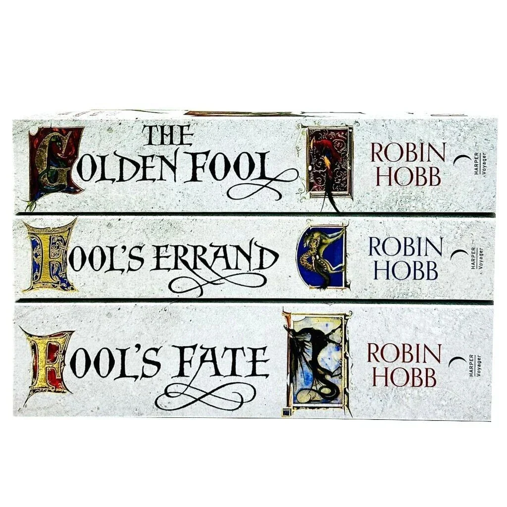 Robin Hobb The Tawny Man Trilogy 3 Books Collection Set - Fools Errand,The Golden Fool, Fool's Fate - Image 2
