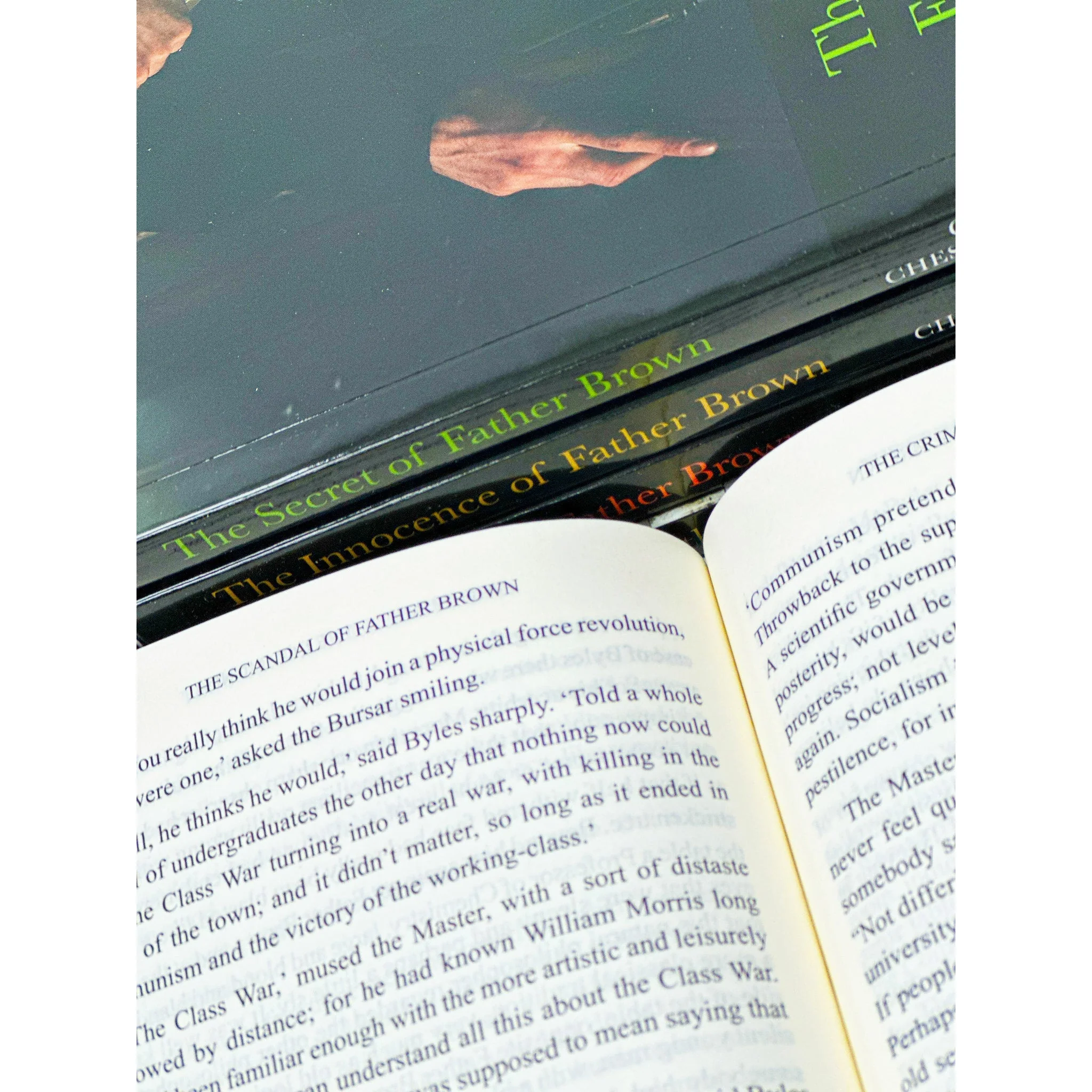 Father Brown Mysteries Collection 5 Books Box Set By G.K Chesterton(Innocence, Wisdom, Incredulity, Secret &amp;amp; Scandal) - Image 3