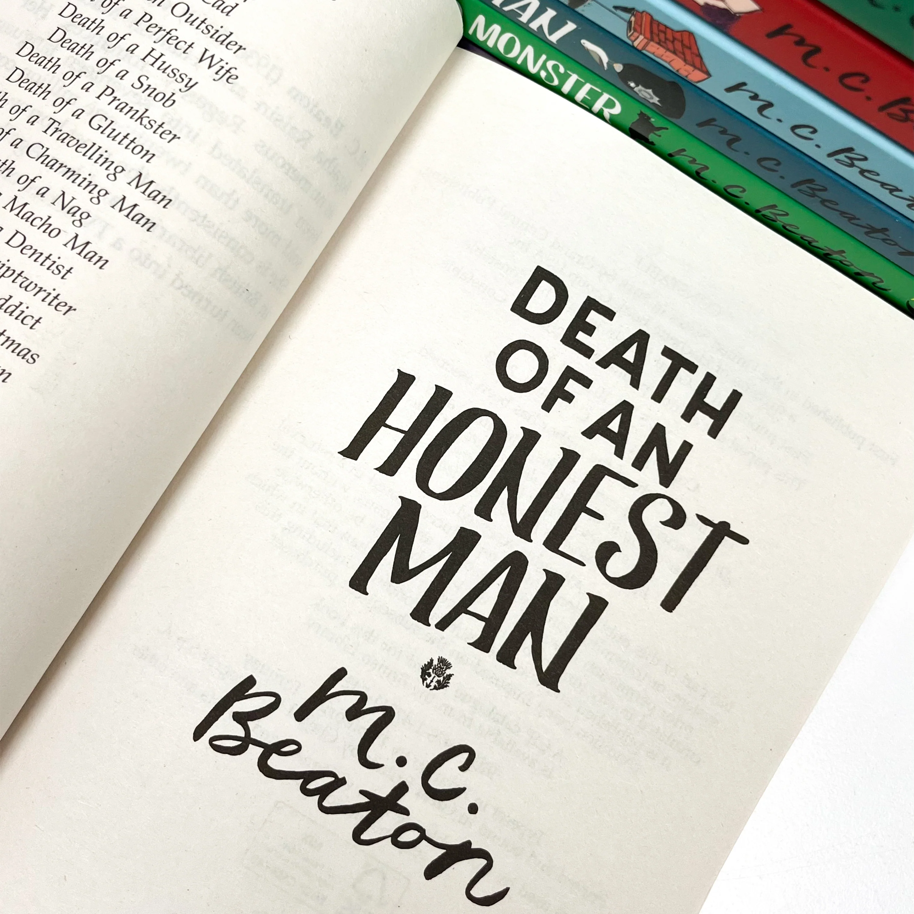 M C Beaton Hamish Macbeth Series Collection 7 Books Set (SERIES 1) (Death of a Green-Eyed Monster, Death of a Witch, Death of a Valentine, Death of a Sweep, Death of a Policeman, Death of a Ghost, Death of an Honest Man) - Image 5
