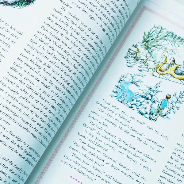 The Complete Chronicles of Narnia: Step through the Wardrobe in these illustrated classics by C. S. Lewis - Image 4